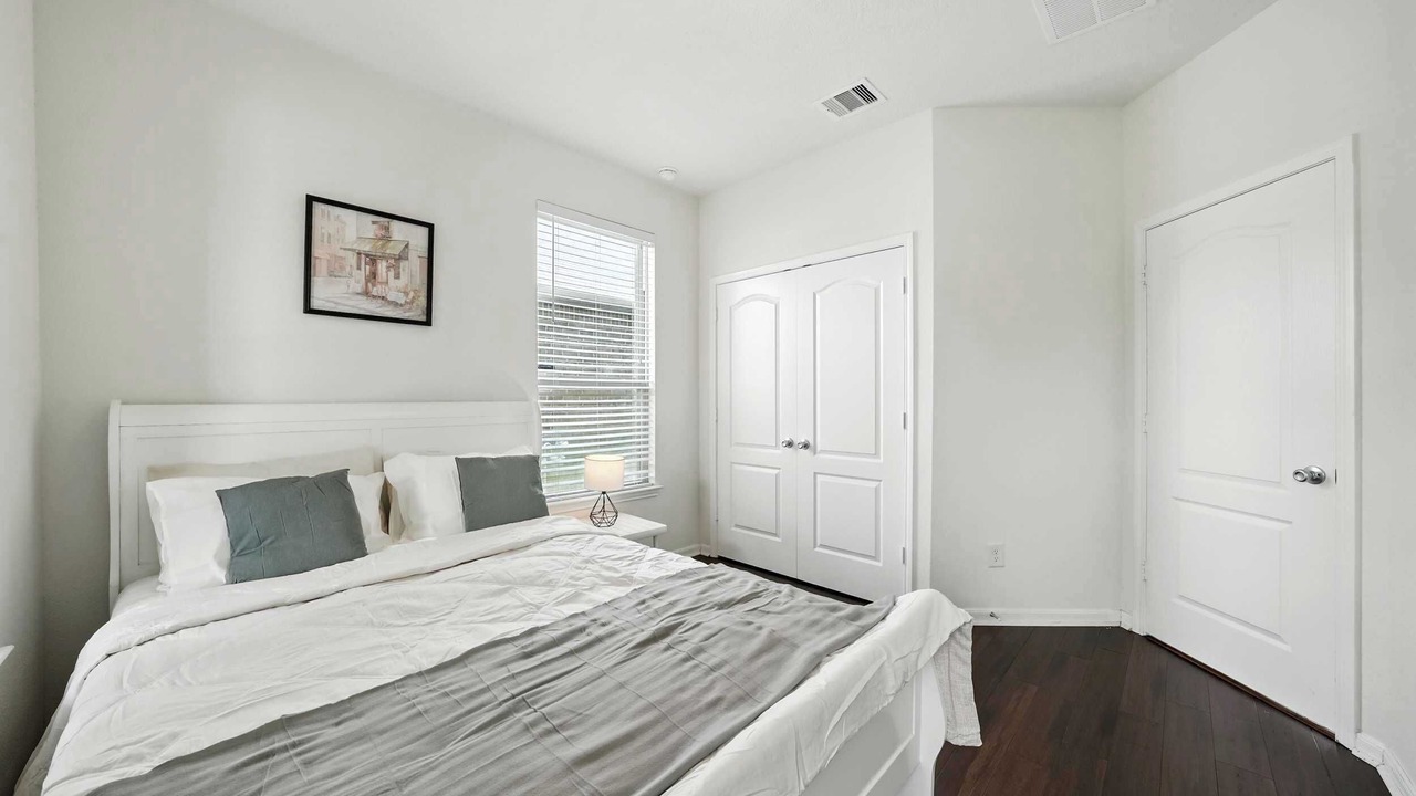 Photo of Bedroom in Atascocita