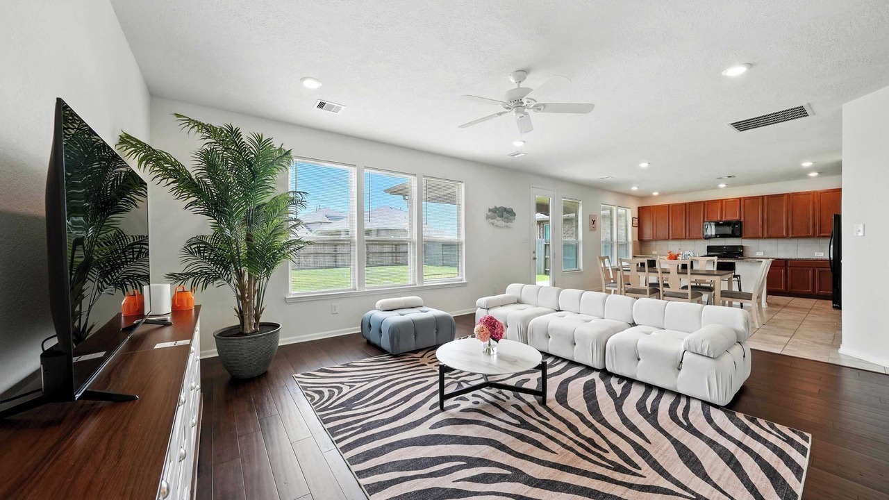 Photo of Livingroom in Atascocita
