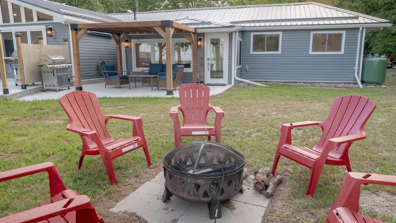 Photo of Patio Balcony in Trent Hills