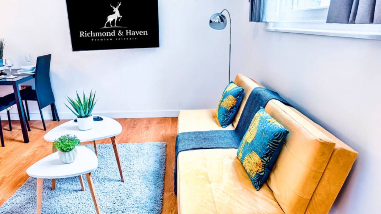 Photo of Livingroom in Pudsey