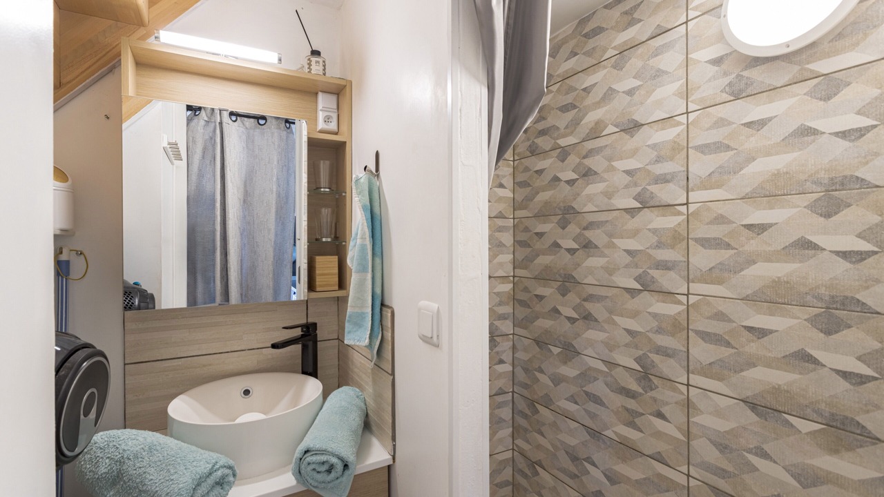 Photo of Bathroom in Latour-de-France