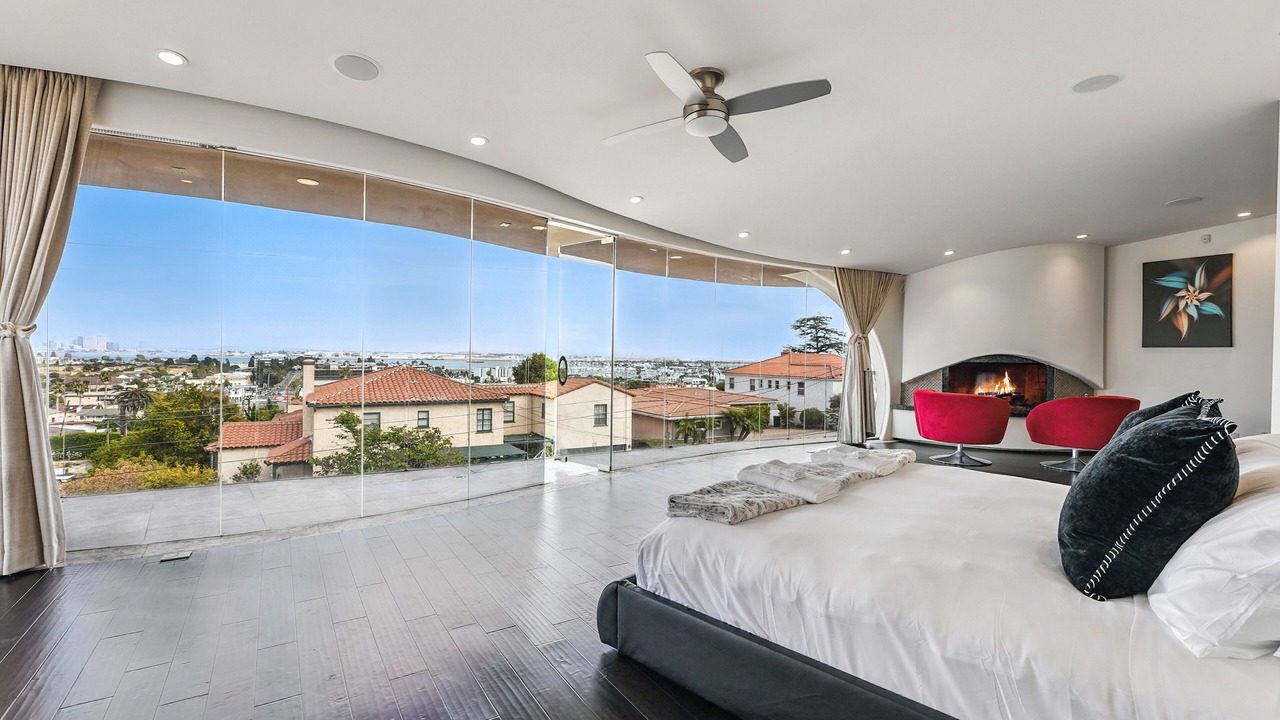 Photo of Bedroom in Roseville - Fleet Ridge
