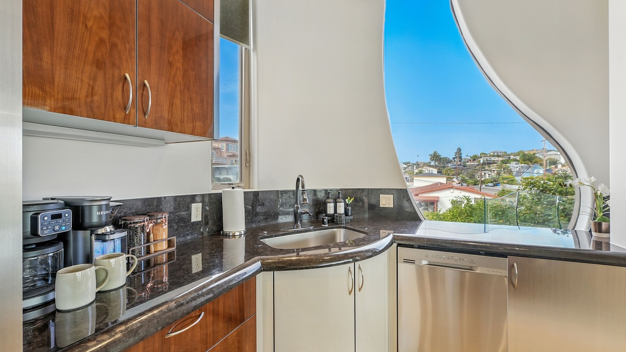 Photo of Kitchen in Roseville - Fleet Ridge