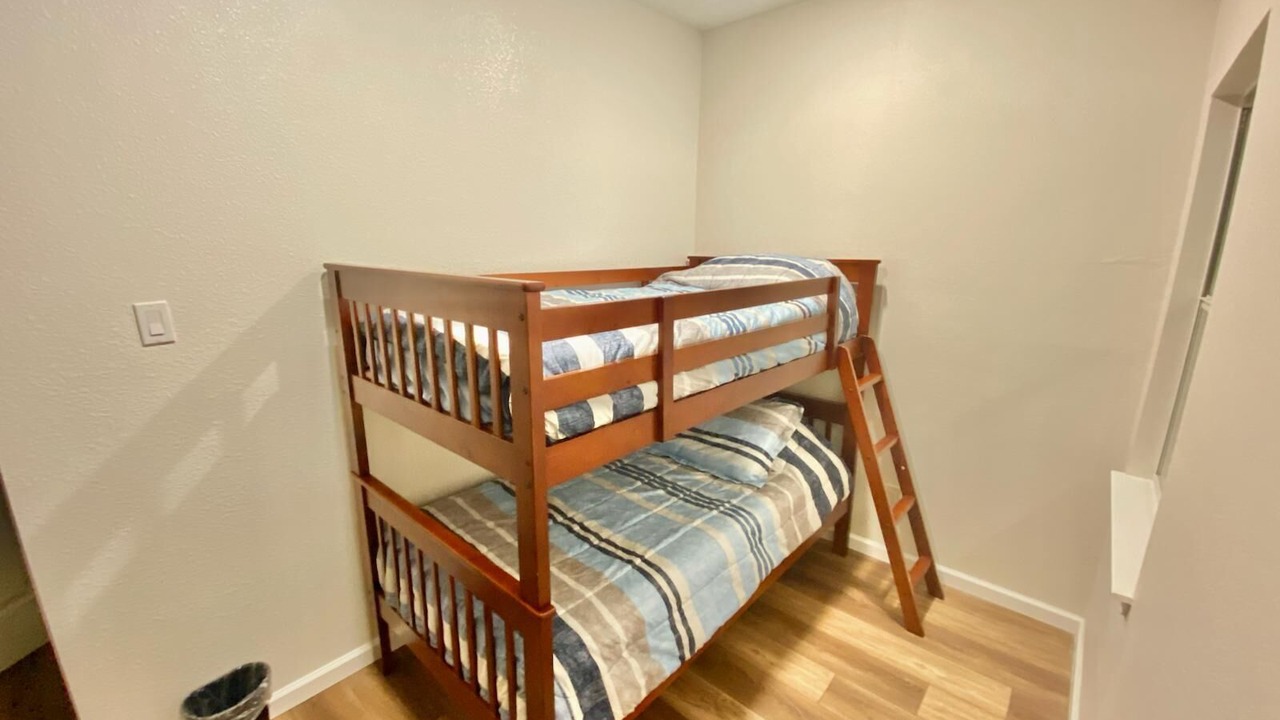 Photo of Bedroom in Allen