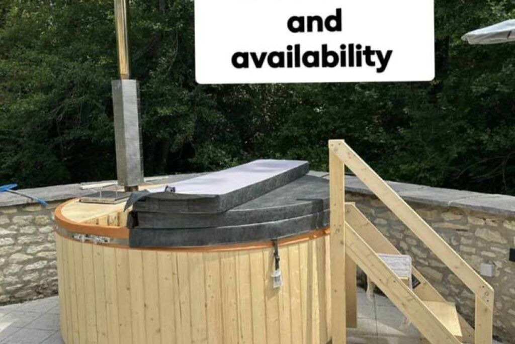 Photo of Outdoor in Champagne-et-Fontaine