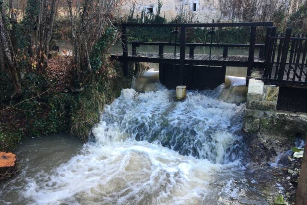 Photo of Others in Champagne-et-Fontaine