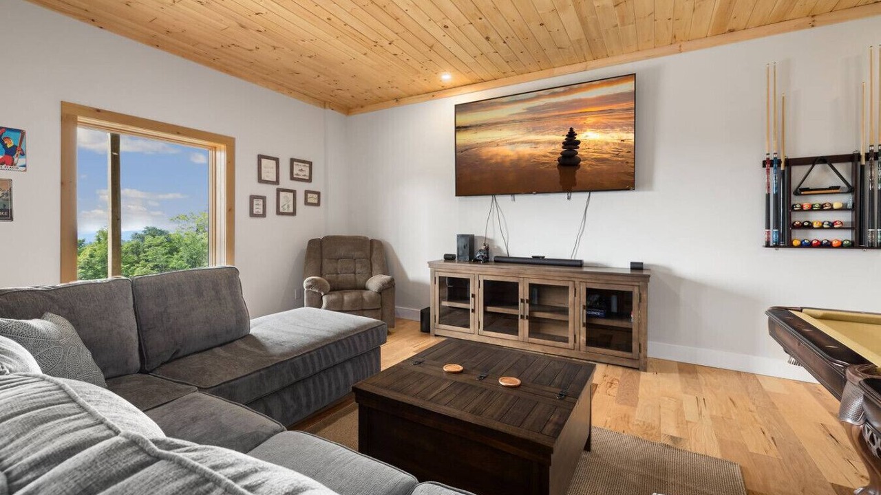 Photo of Livingroom in Saranac Lake