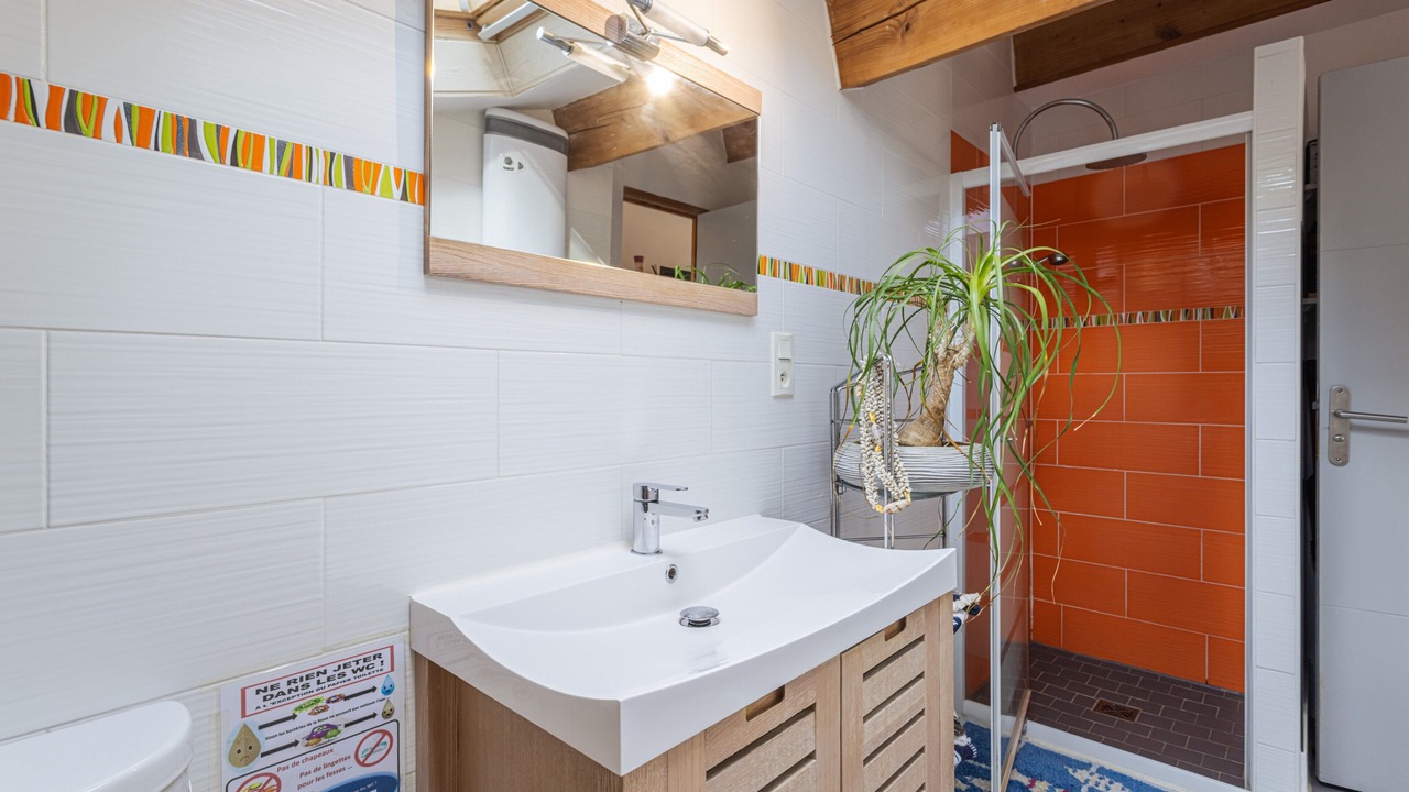Photo of Bathroom in Ceret
