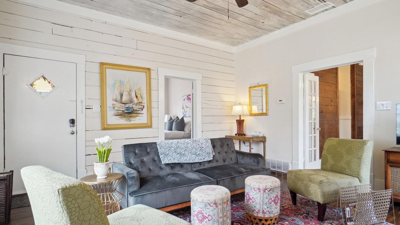 Photo of Bedroom in Fairmount