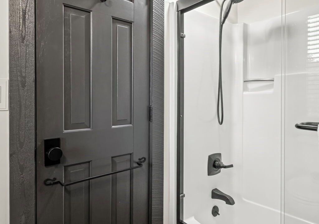 Photo of Bathroom in Big Canoe