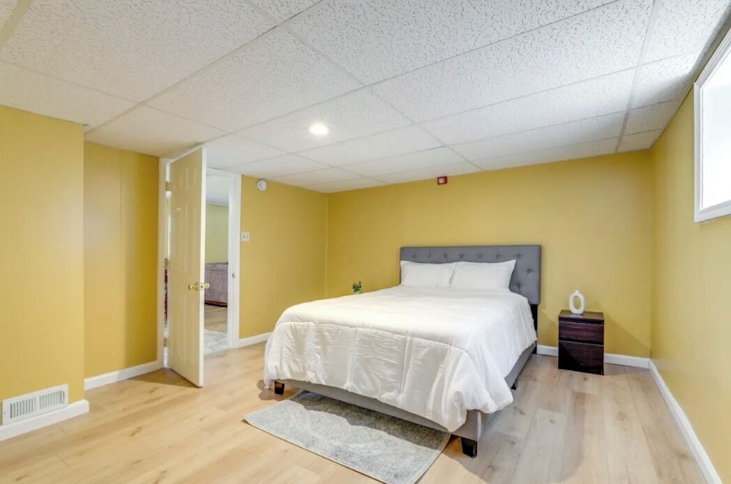 Photo of Bedroom in Candler-McAfee