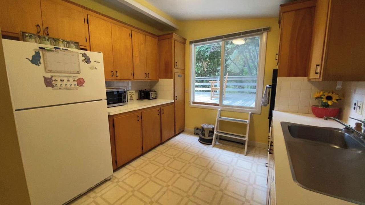 Photo of Kitchen in Woods Hole