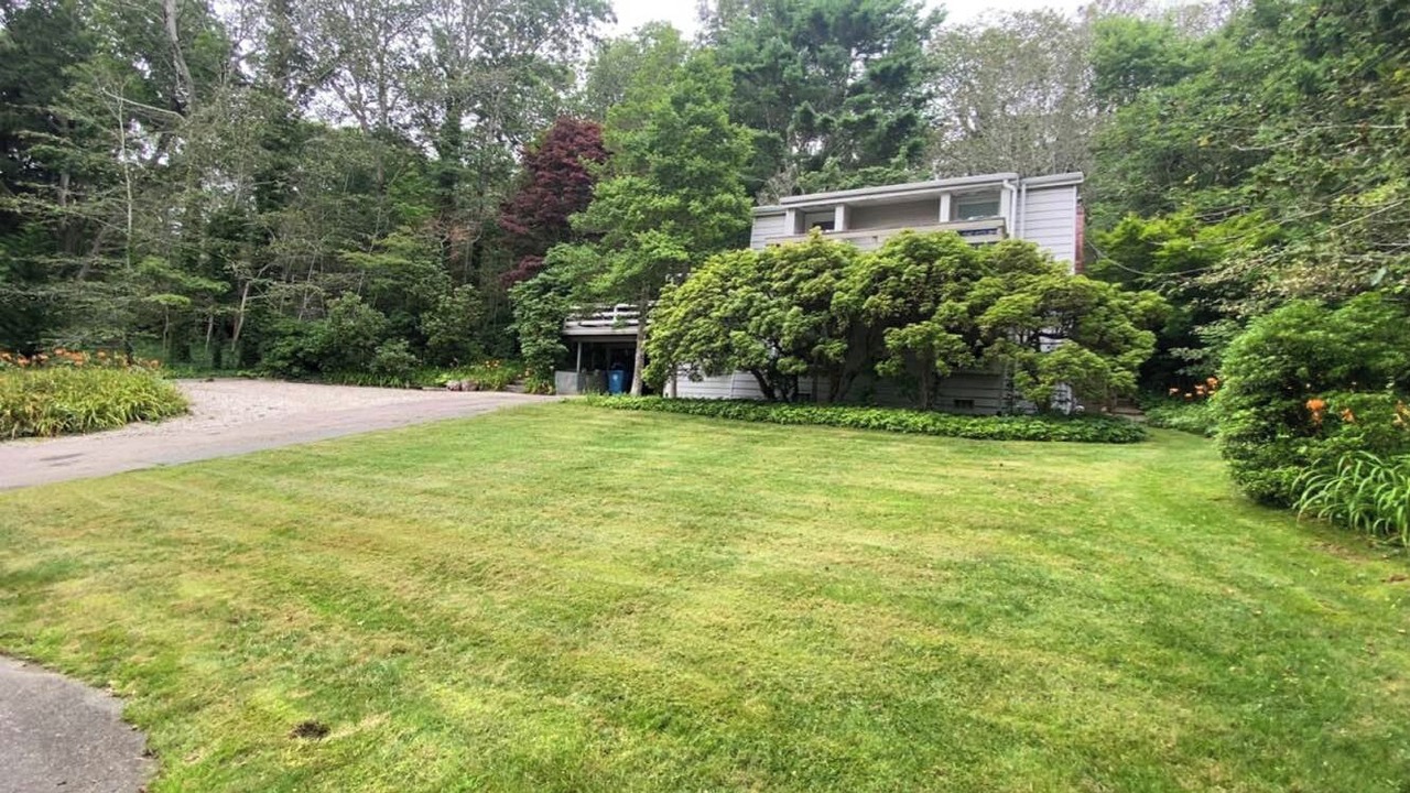 Photo of Outdoor in Woods Hole