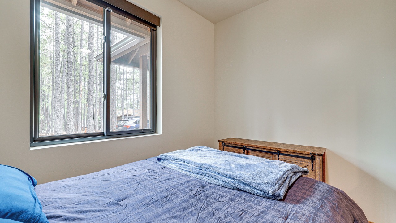 Photo of Bedroom in Pinetop