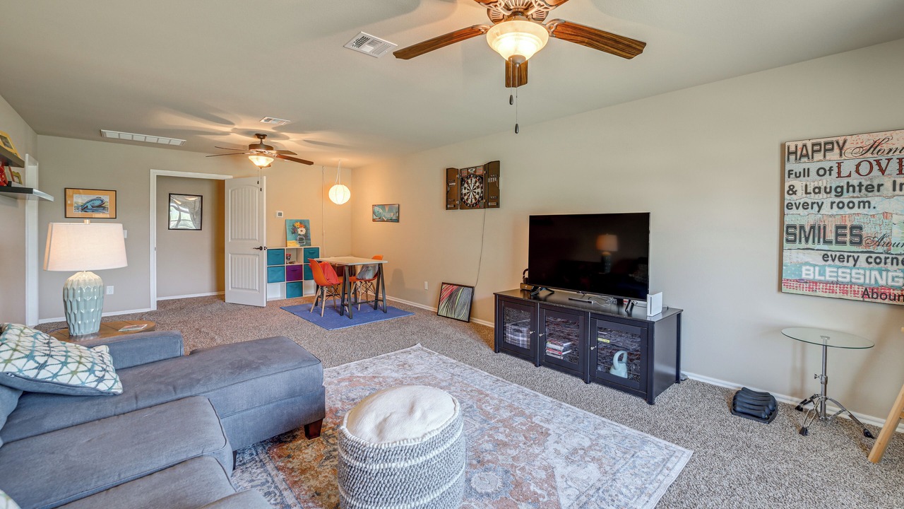 Photo of Livingroom in Verdigris