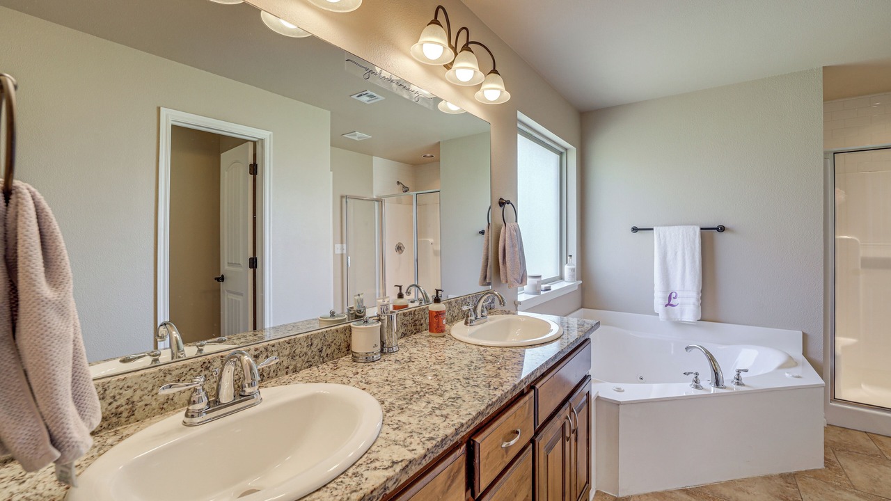 Photo of Bathroom in Verdigris