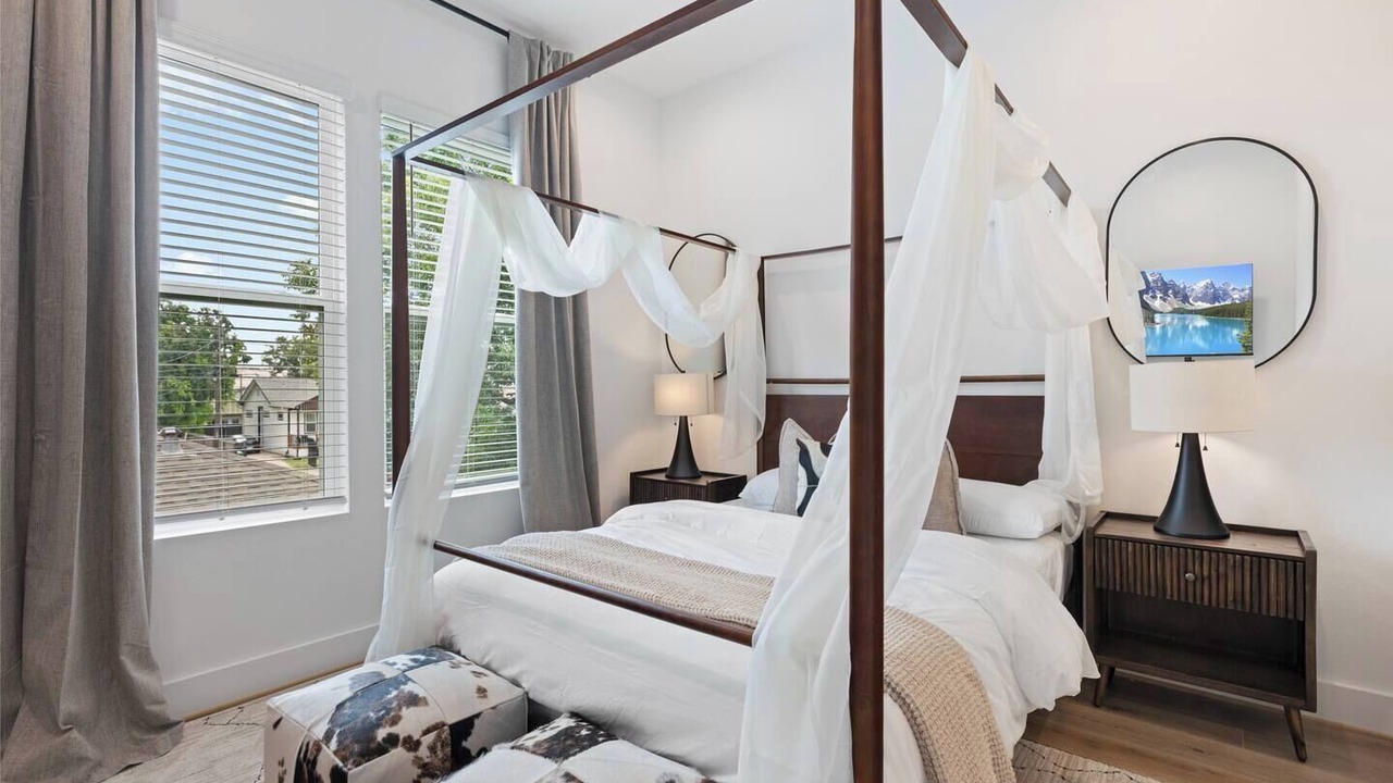 Photo of Bedroom in Northside