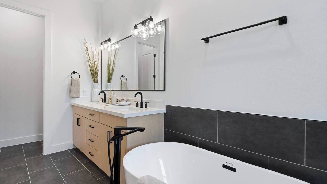 Photo of Bathroom in Northside