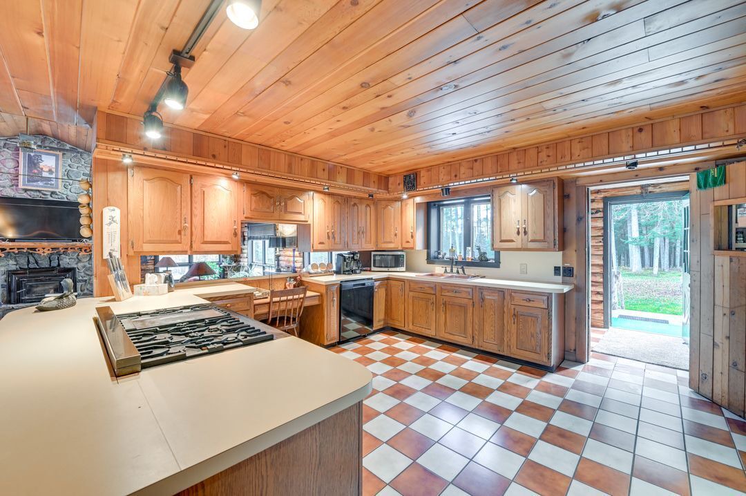 Photo of Kitchen in Long Lake