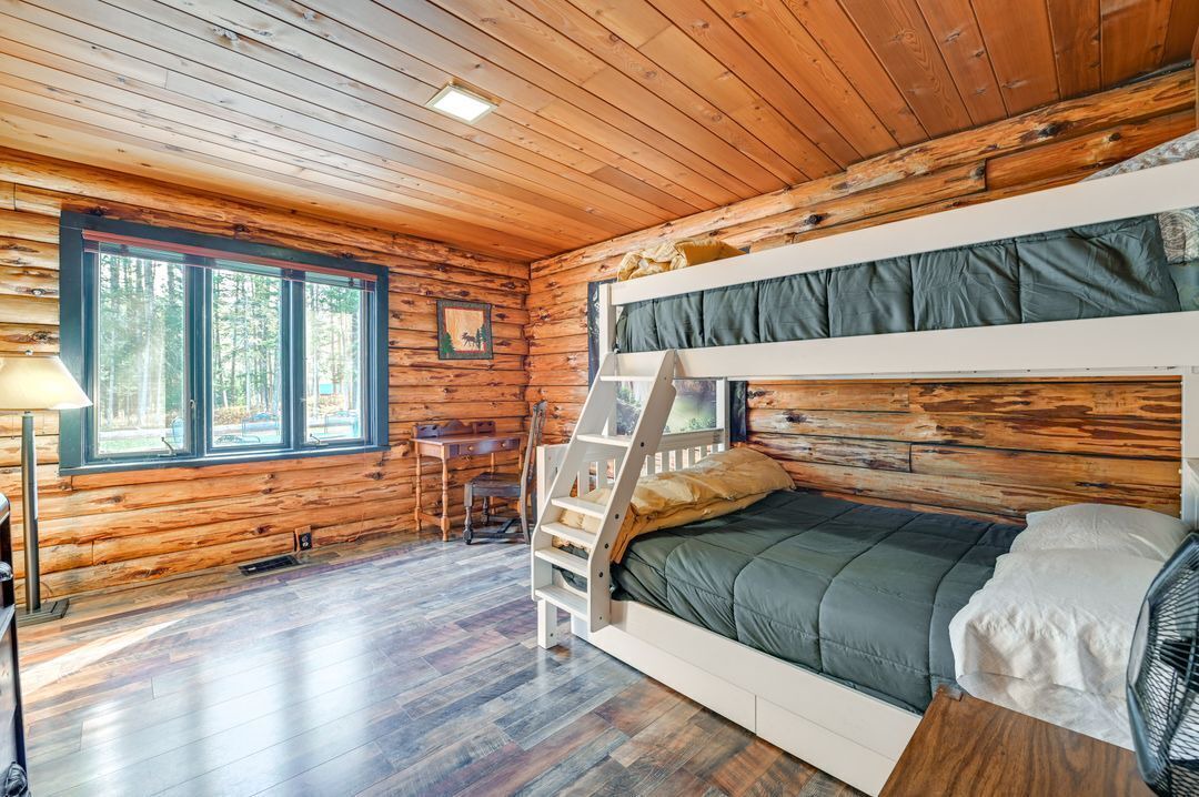Photo of Bedroom in Long Lake