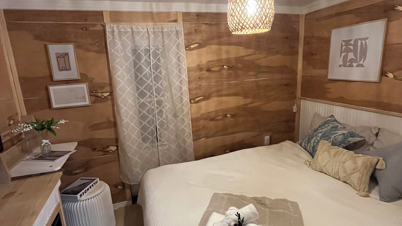 Photo of Bedroom in Belleville