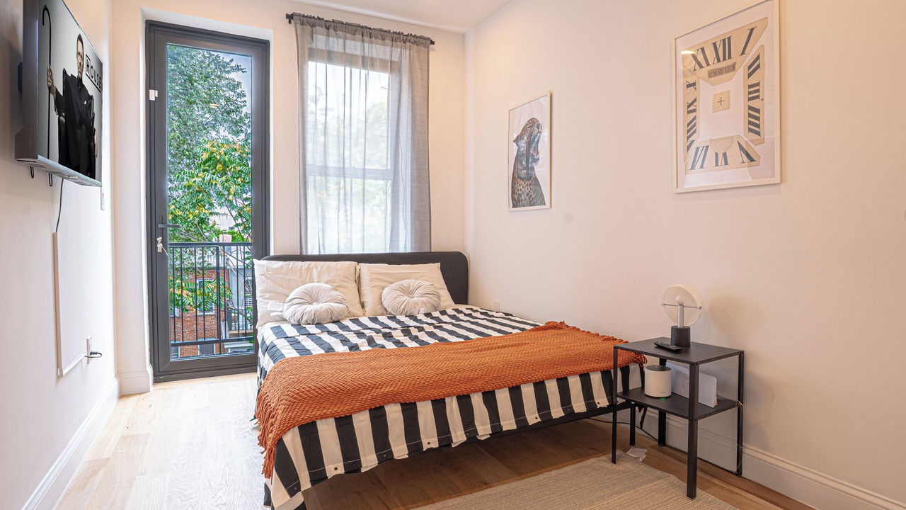 Photo of Others in Ocean Hill