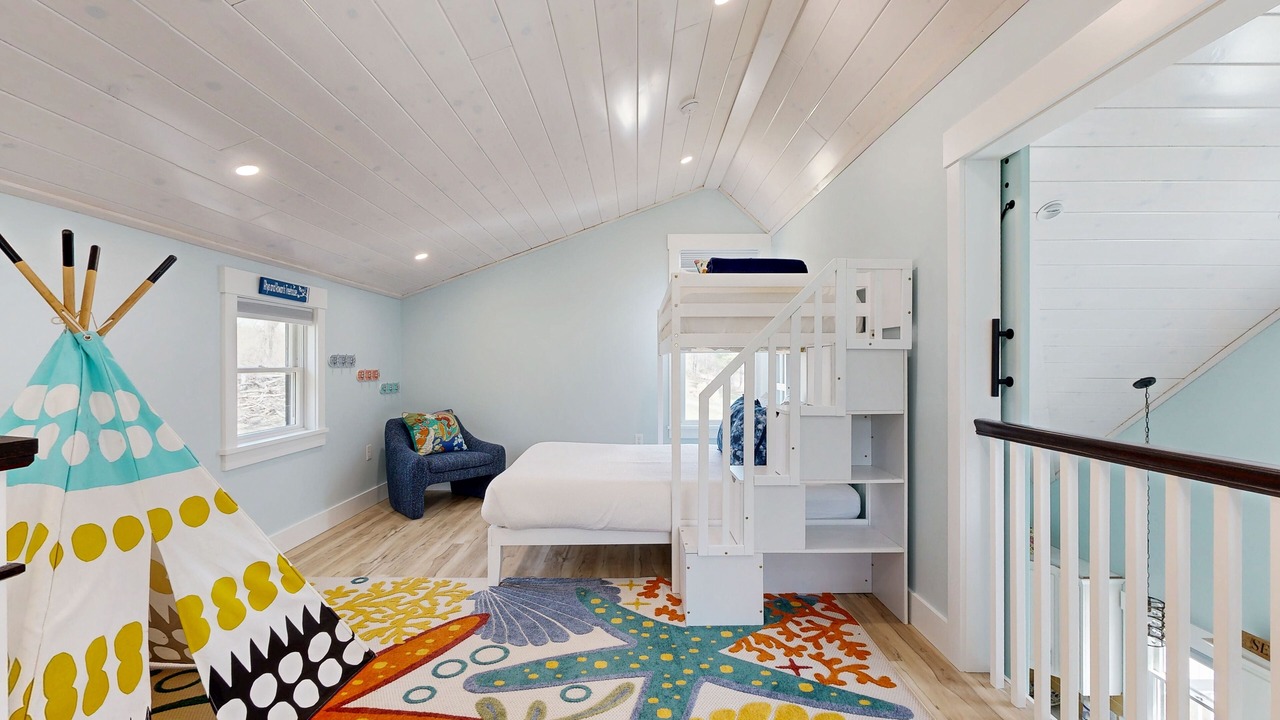 Photo of Bedroom in Valois