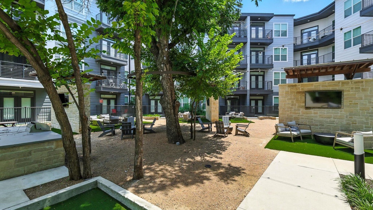 Photo of Patio Balcony in Fort Worth