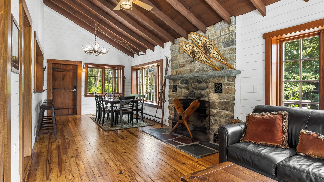 Photo of Bedroom in Lake George