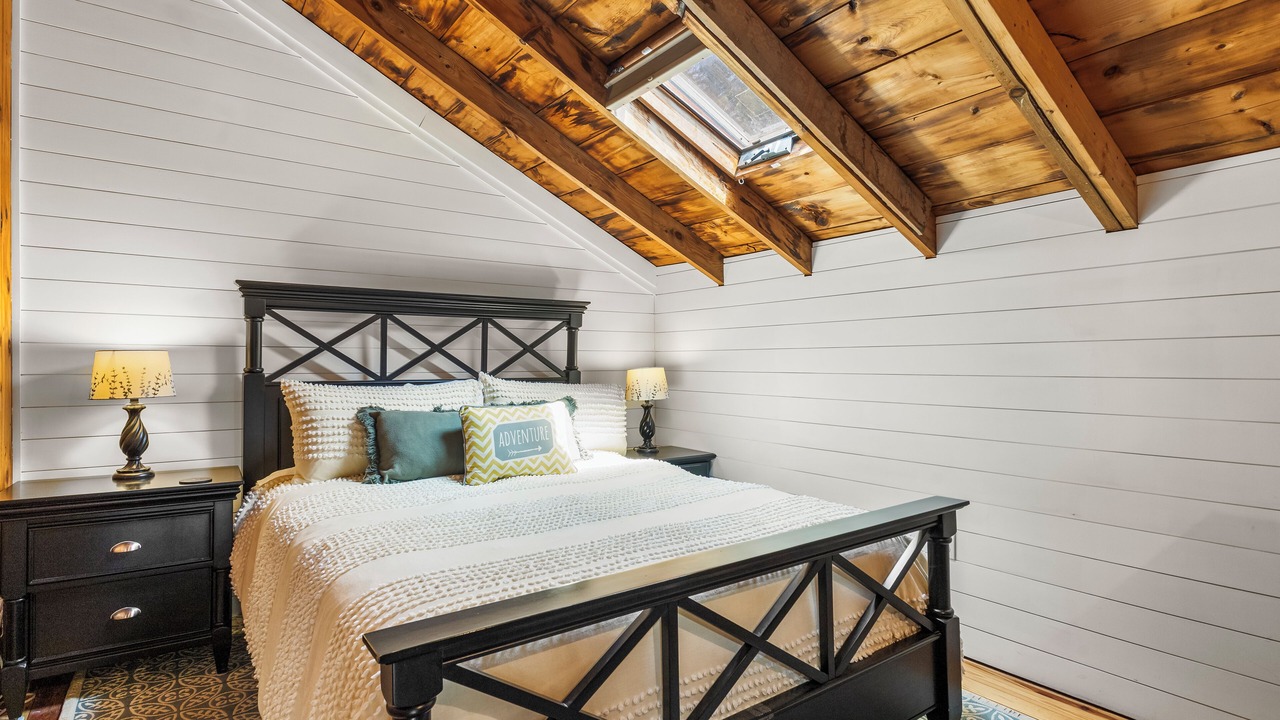 Photo of Bedroom in Lake George