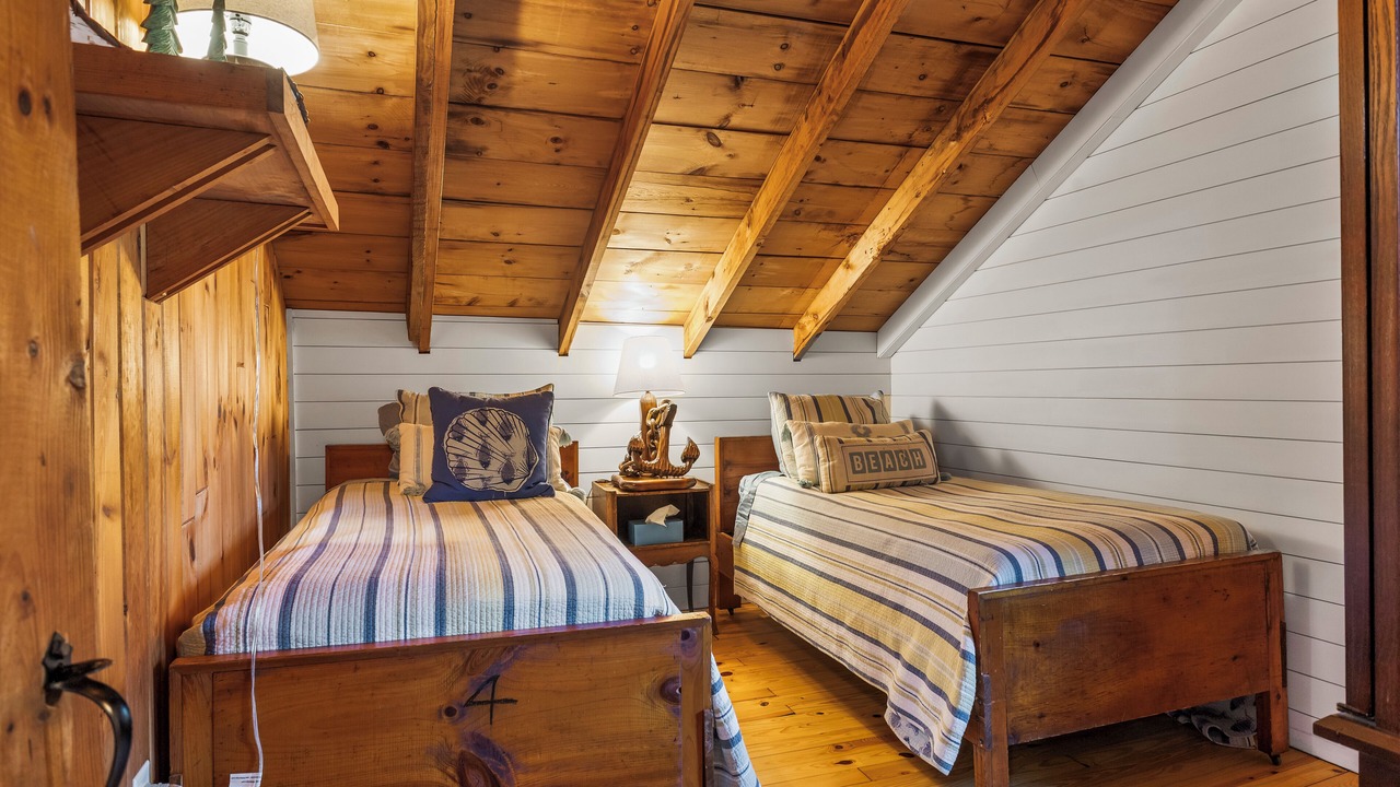 Photo of Bedroom in Lake George