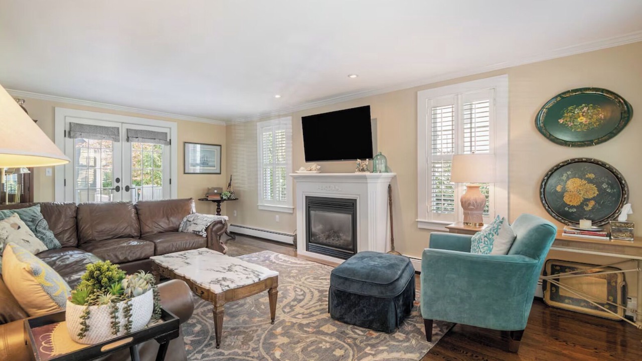 Photo of Livingroom in Marblehead