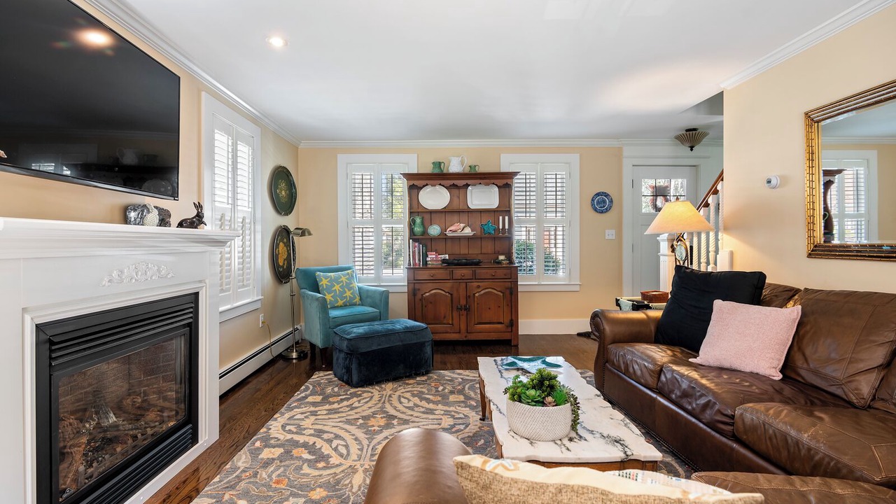Photo of Livingroom in Marblehead