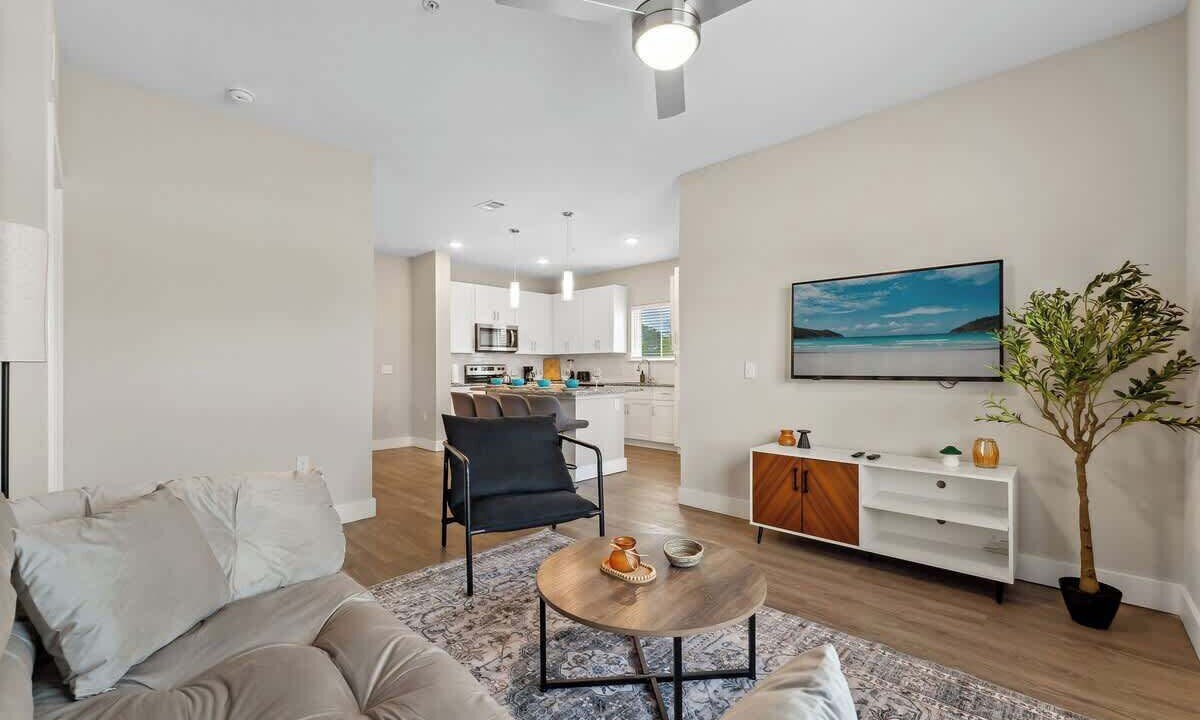 Photo of Livingroom in Southeast Orlando