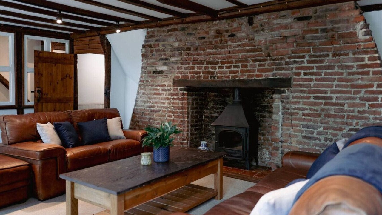 Photo of Livingroom in Sittingbourne