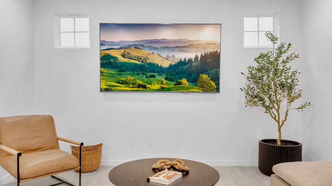 Photo of Livingroom in Biggs Field