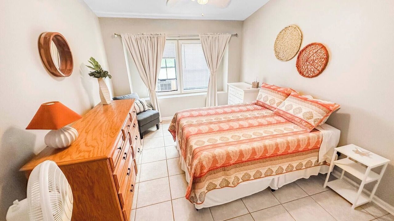 Photo of Bedroom in Sunset Beach