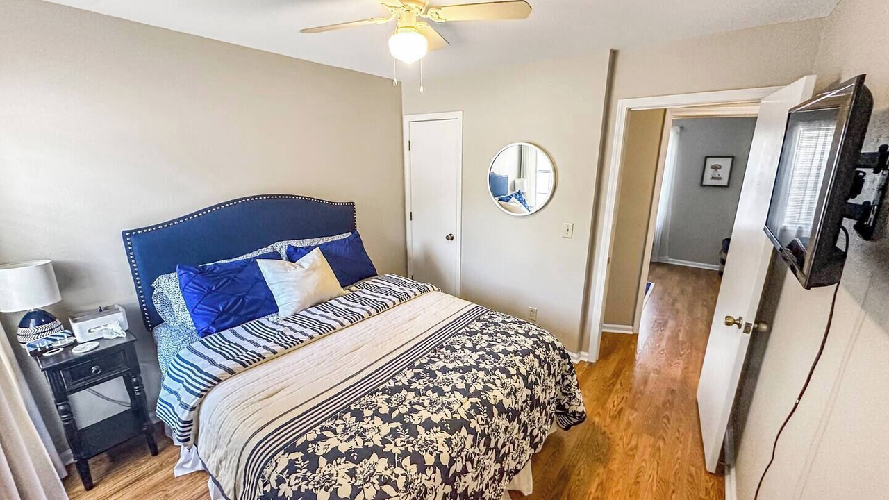 Photo of Bedroom in Sunset Beach