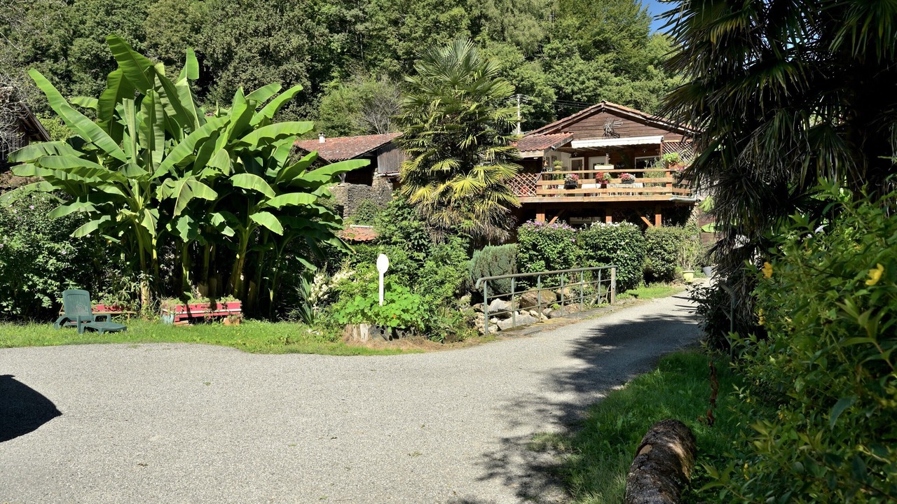 Photo of Outdoor in Chein-Dessus