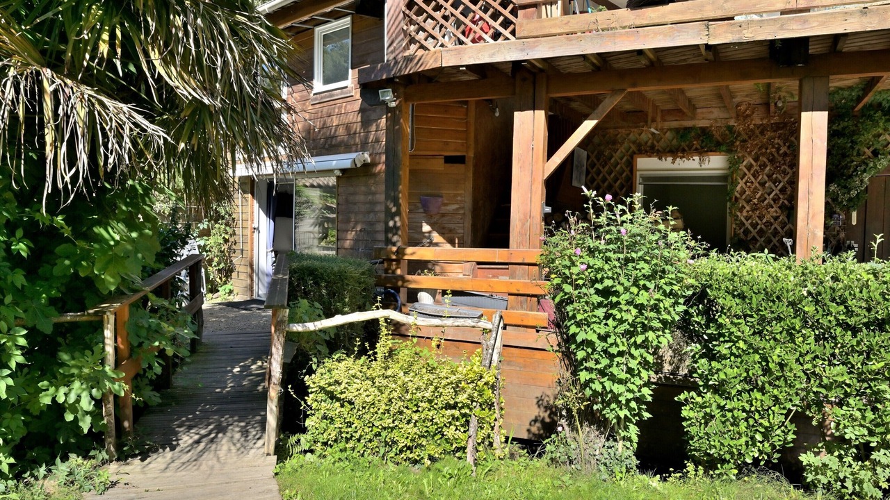 Photo of Outdoor in Chein-Dessus