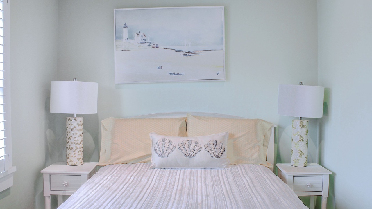 Photo of Bedroom in Popponesset