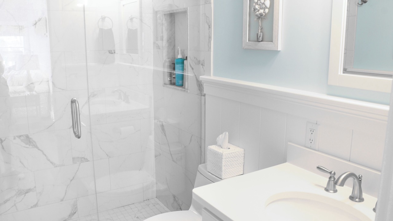 Photo of Bathroom in Popponesset