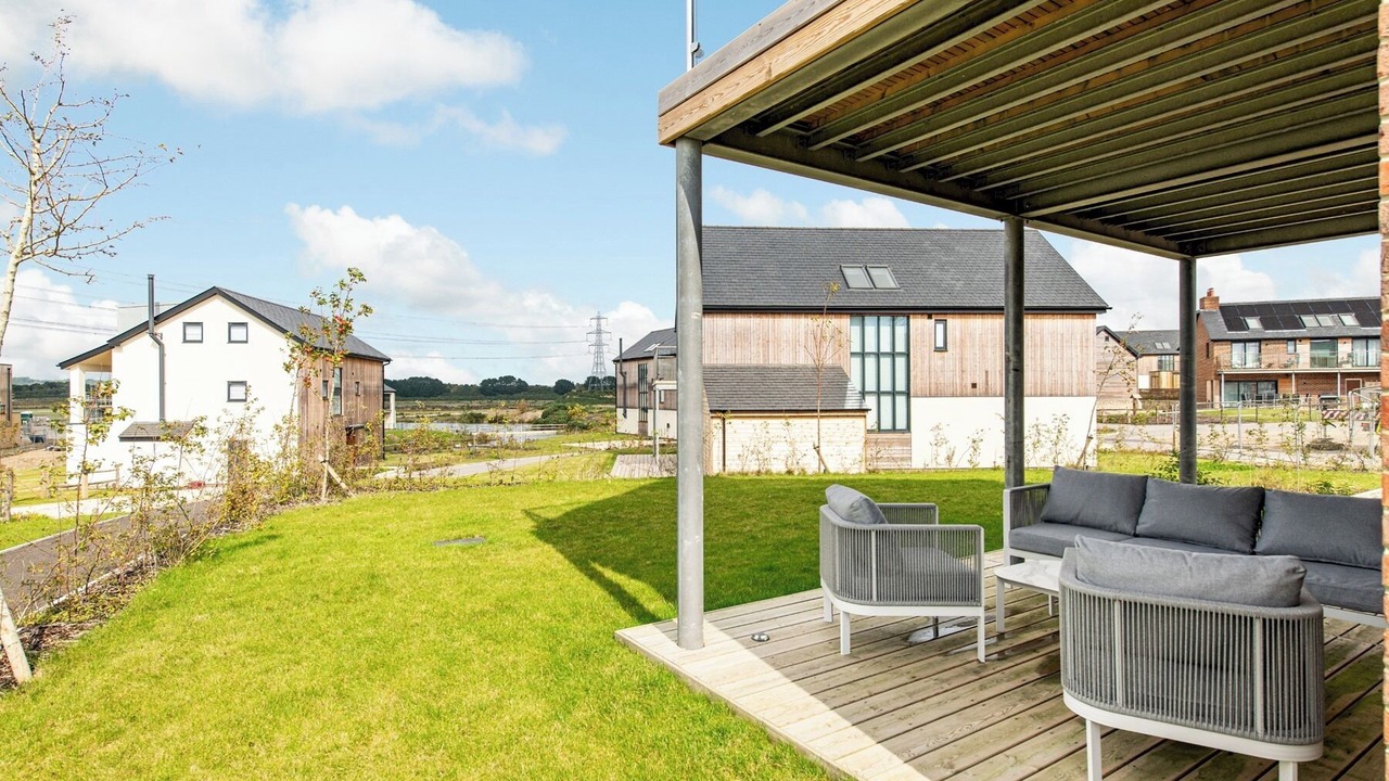 Photo of Patio Balcony in Holworth