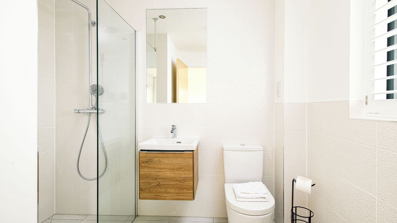 Photo of Bathroom in Holworth