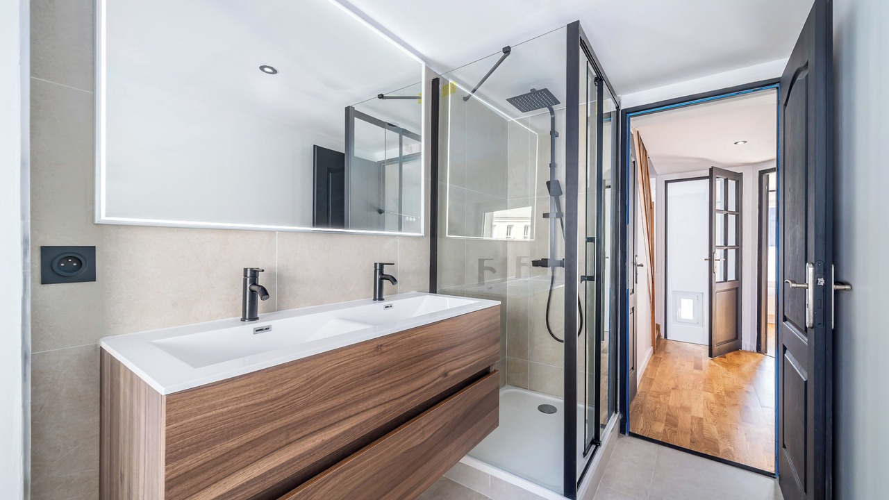 Photo of Bathroom in Melun