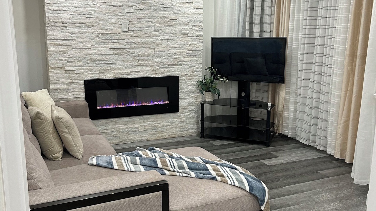 Photo of Livingroom in Oshawa
