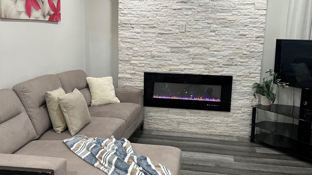 Photo of Livingroom in Oshawa