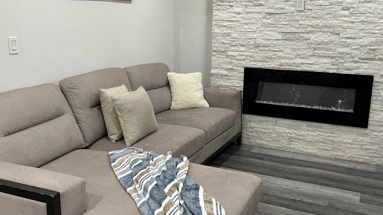 Photo of Livingroom in Oshawa