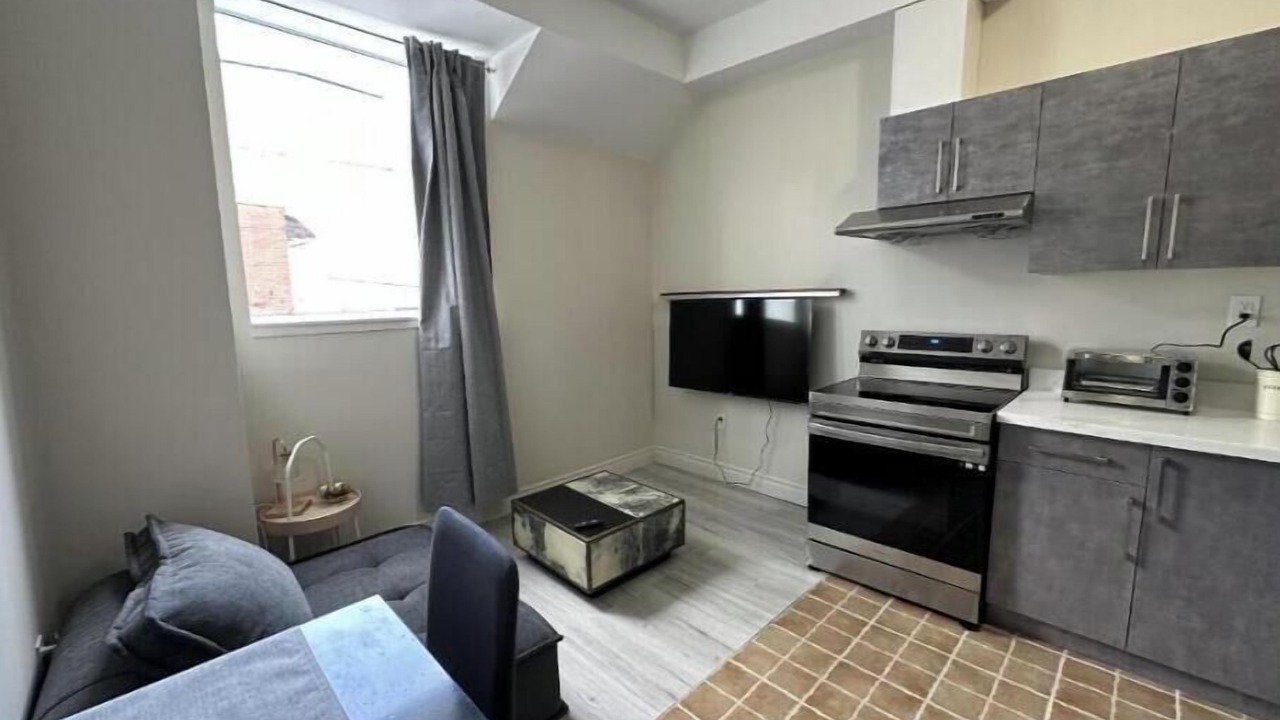 Photo of Livingroom in Oshawa