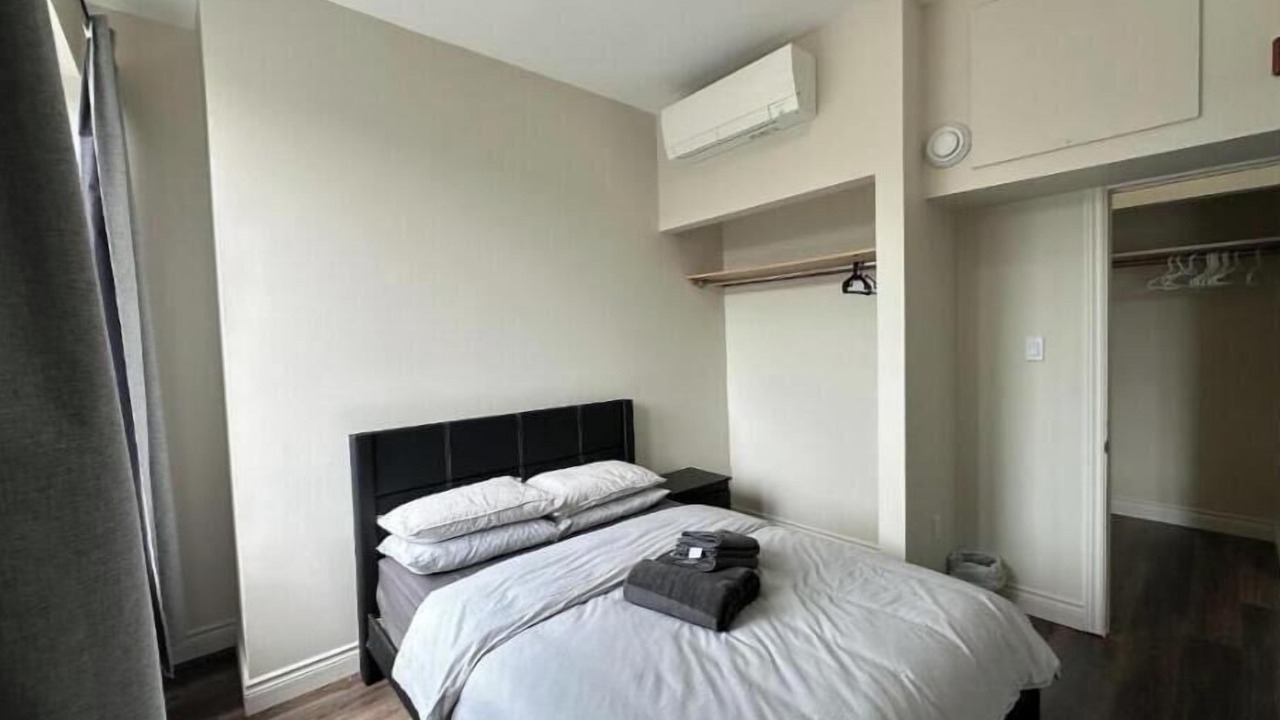 Photo of Bedroom in Oshawa